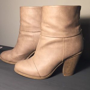 Rampage taupe boots/ booties